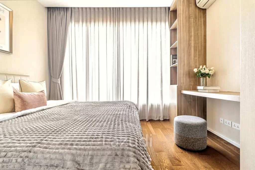 3 Bedrooms 3 Bathrooms 160 Sq.M. Menam Residence