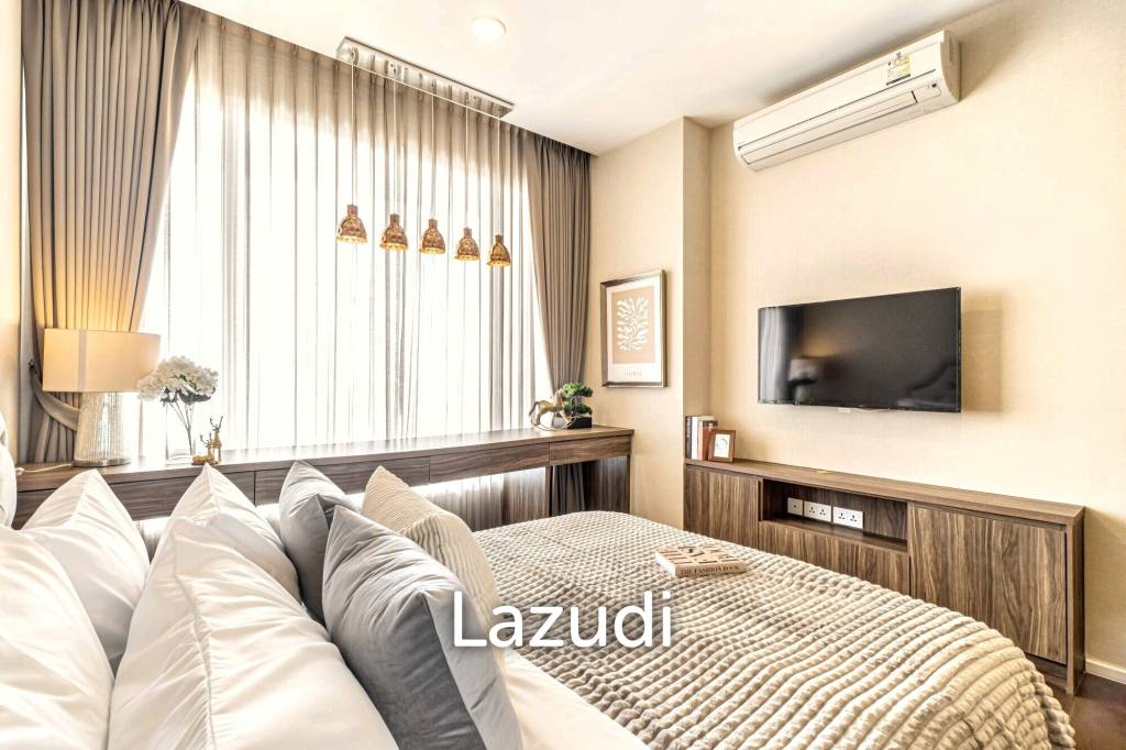3 Bedrooms 3 Bathrooms 160 Sq.M. Menam Residence