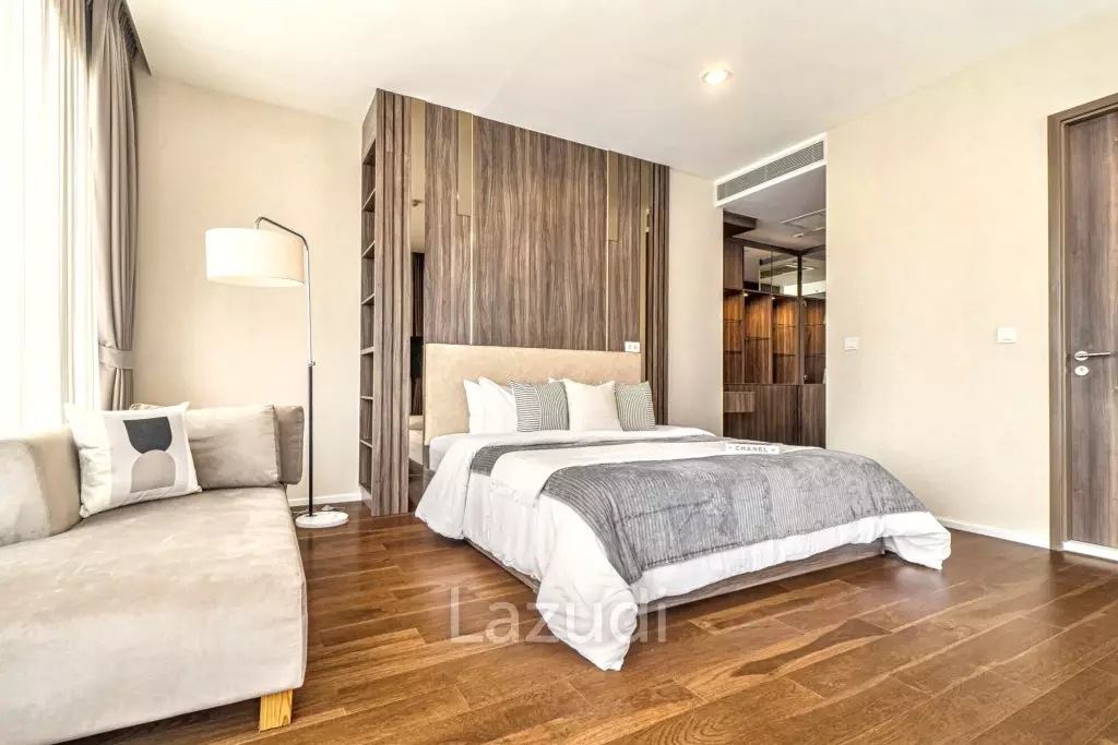 3 Bedrooms 3 Bathrooms 160 Sq.M. Menam Residence
