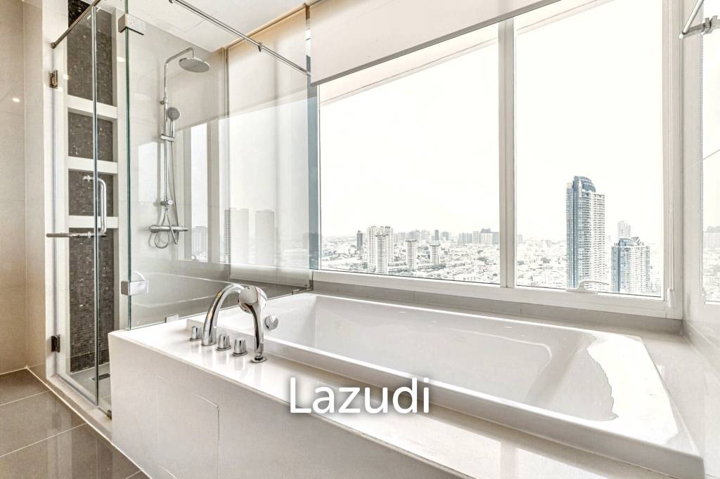 3 Bedrooms 3 Bathrooms 160 Sq.M. Menam Residence