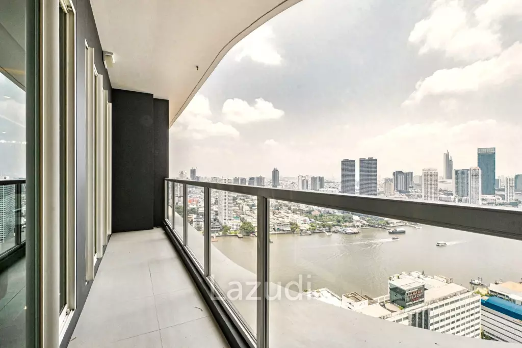3 Bedrooms 3 Bathrooms 160 Sq.M. Menam Residence