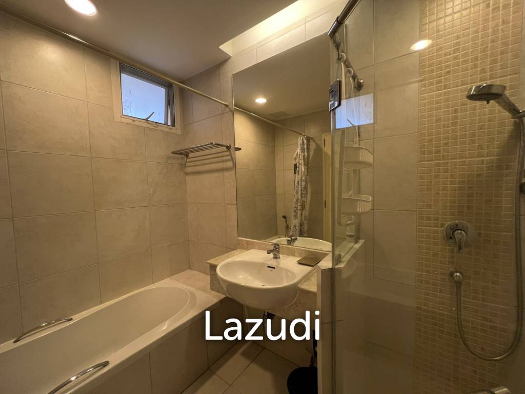 99 ตร.ม 2 เตียง 2 อาบน้ำ คอนโดมิเนียม For เช่า