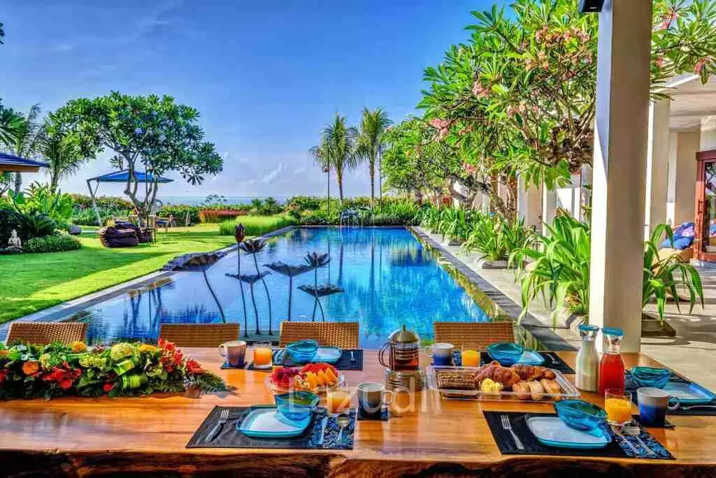 Ultra Modern Cliff front Villa in Pandawa, Bukit