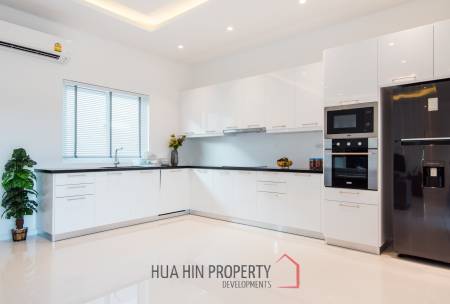 Aria 3 Hua Hin : Great quality, Luxury Pool Villas – New Development