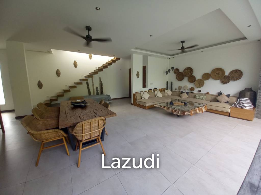 Amazing 4 Bedroom Leasehold Villa in Drupadi Seminyak