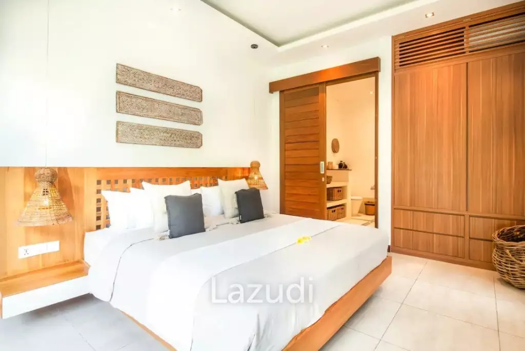 Amazing 4 Bedroom Leasehold Villa in Drupadi Seminyak
