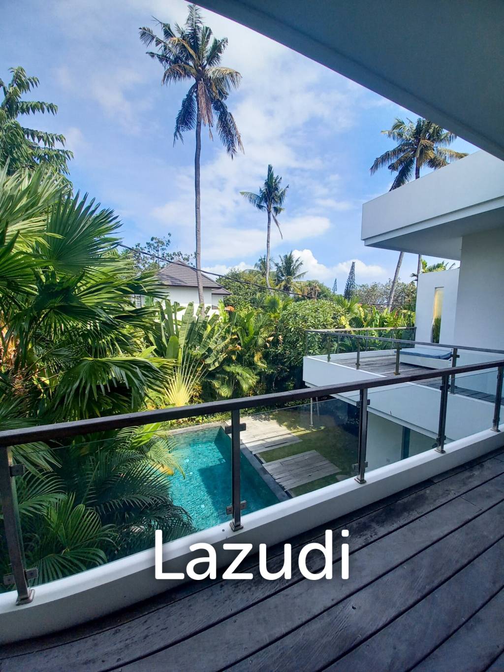 Amazing 4 Bedroom Leasehold Villa in Drupadi Seminyak