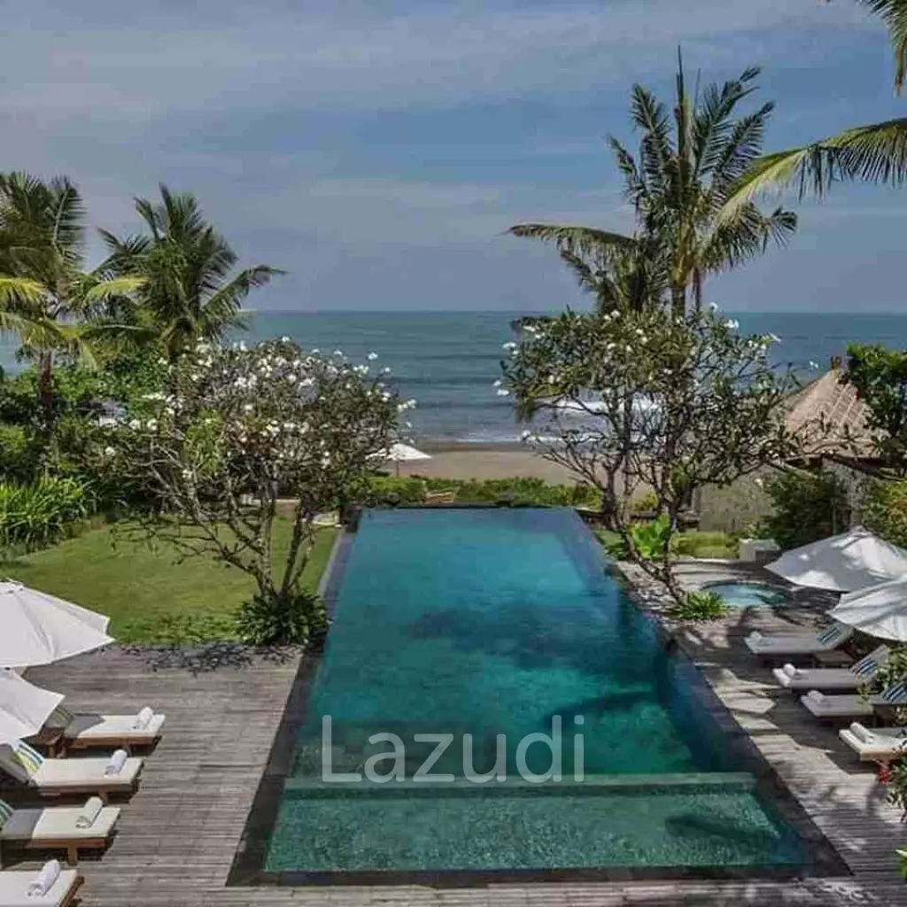 Traditional Style Villa In Pantai Lima