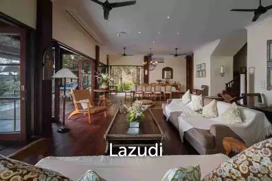 Traditional Style Villa In Pantai Lima