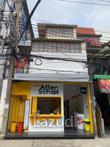 building for rent Heart of Bangkok, Sukhumvit 15