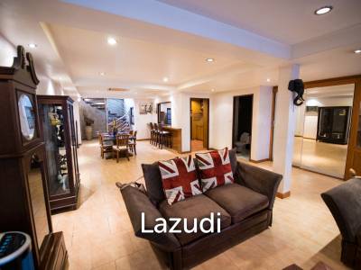 4 Bed 5 Bath 440 SQ.M Townhouse at Sukhumvit 39