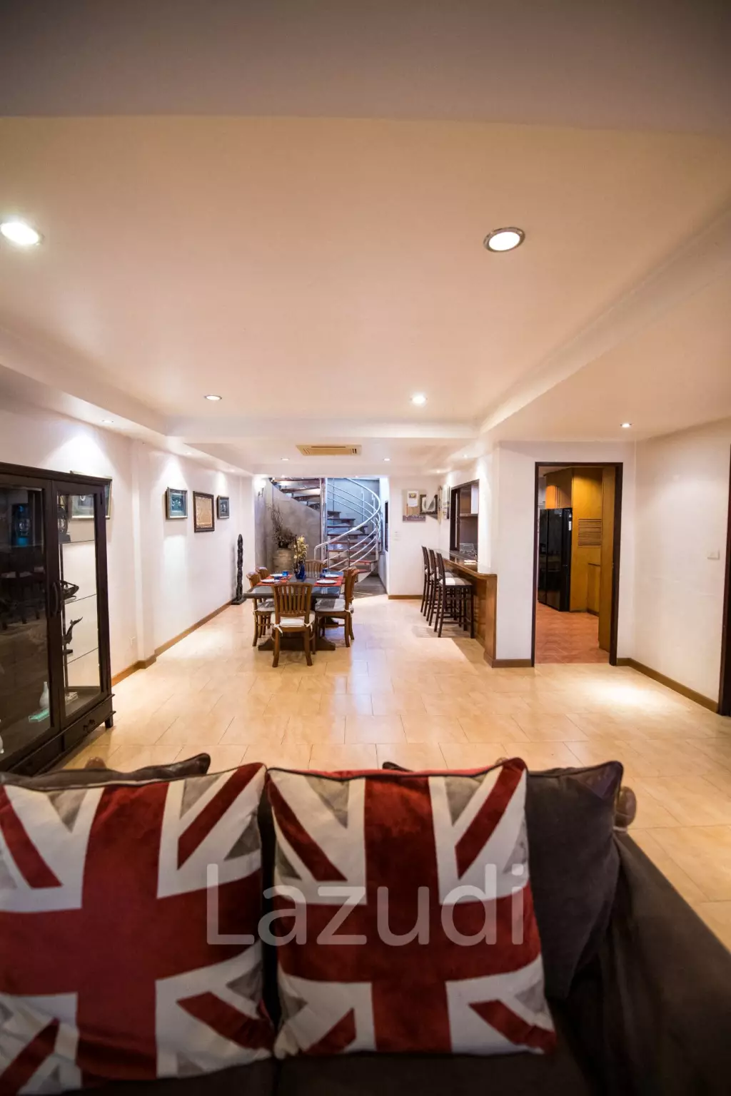 440 sqm modern 3 storey townhouse in Khlong Tan Nuea Watthana Bangkok