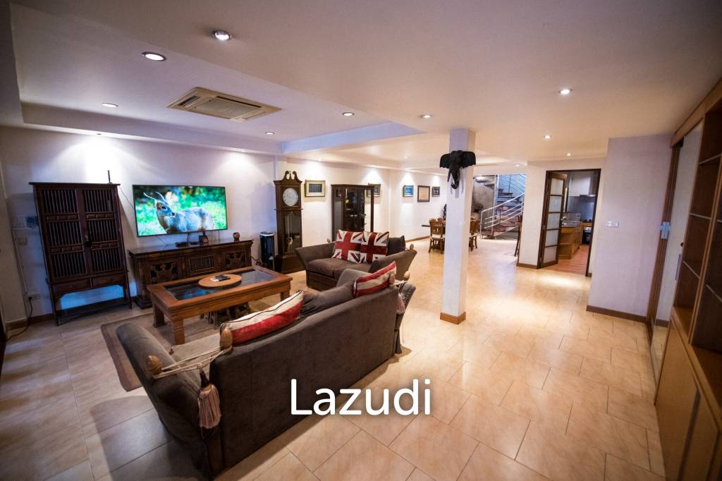 440 sqm modern 3 storey townhouse in Khlong Tan Nuea Watthana Bangkok