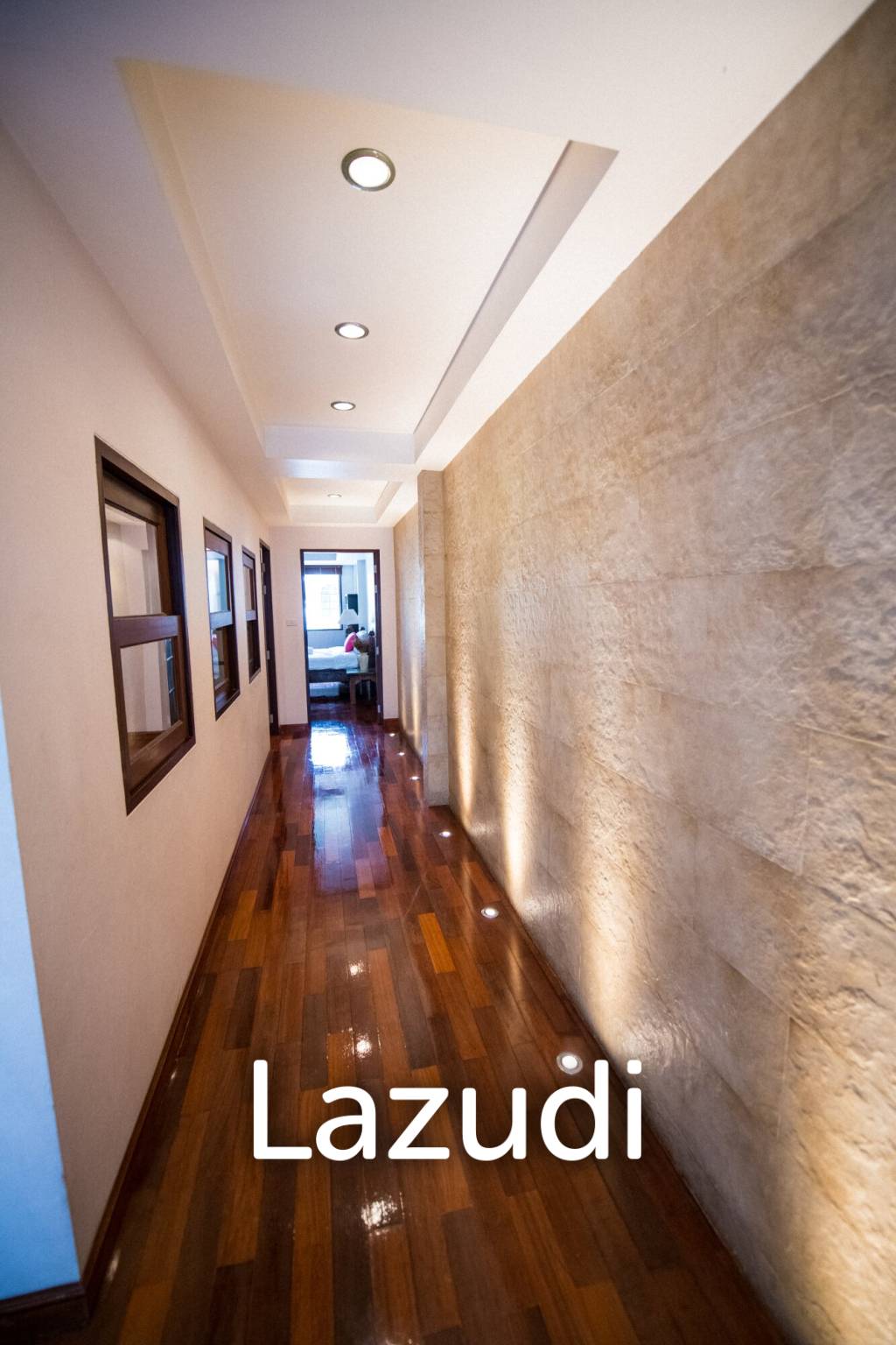 440 sqm modern 3 storey townhouse in Khlong Tan Nuea Watthana Bangkok