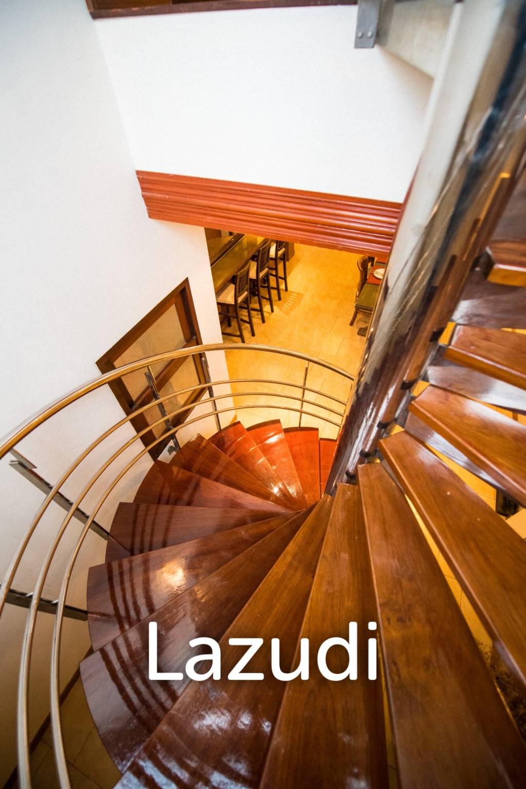 440 sqm modern 3 storey townhouse in Khlong Tan Nuea Watthana Bangkok