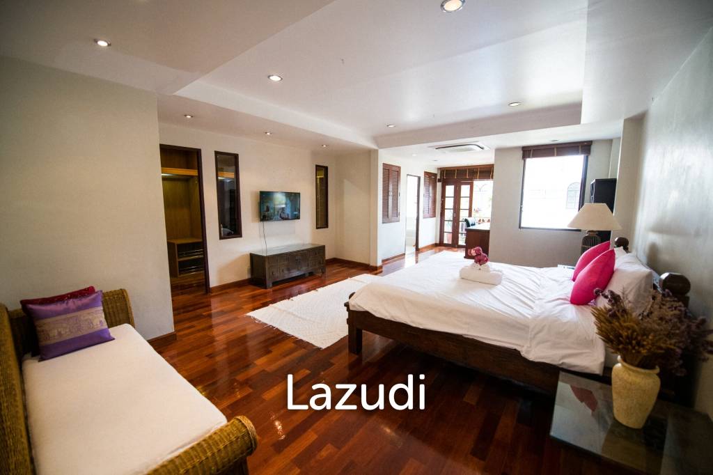 440 sqm modern 3 storey townhouse in Khlong Tan Nuea Watthana Bangkok