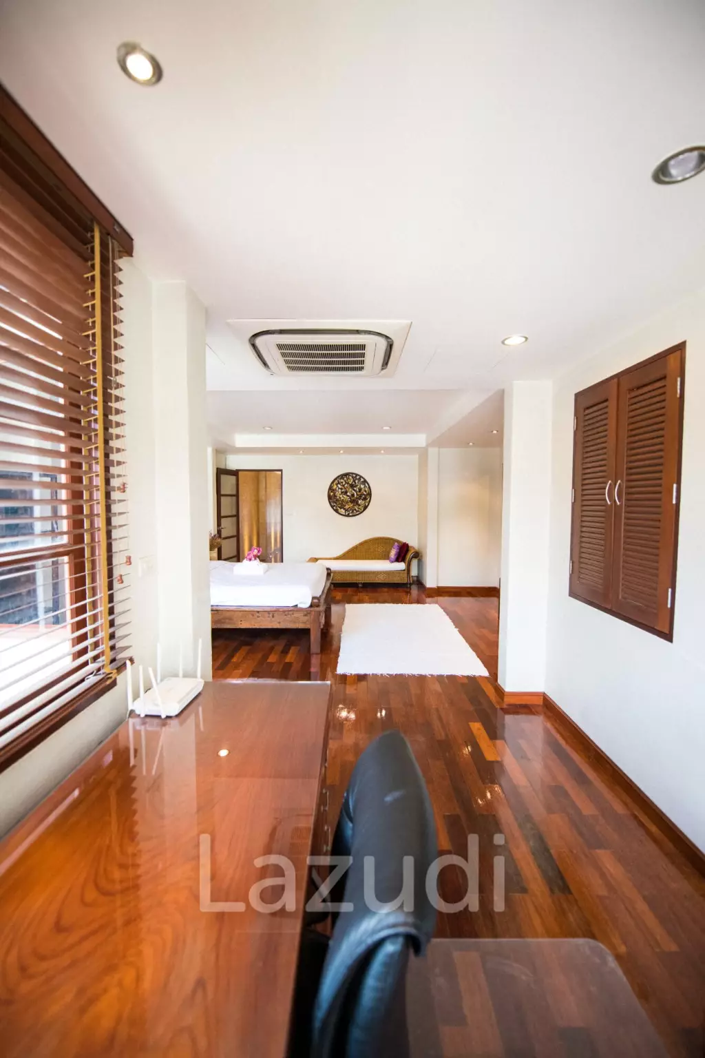 440 sqm modern 3 storey townhouse in Khlong Tan Nuea Watthana Bangkok