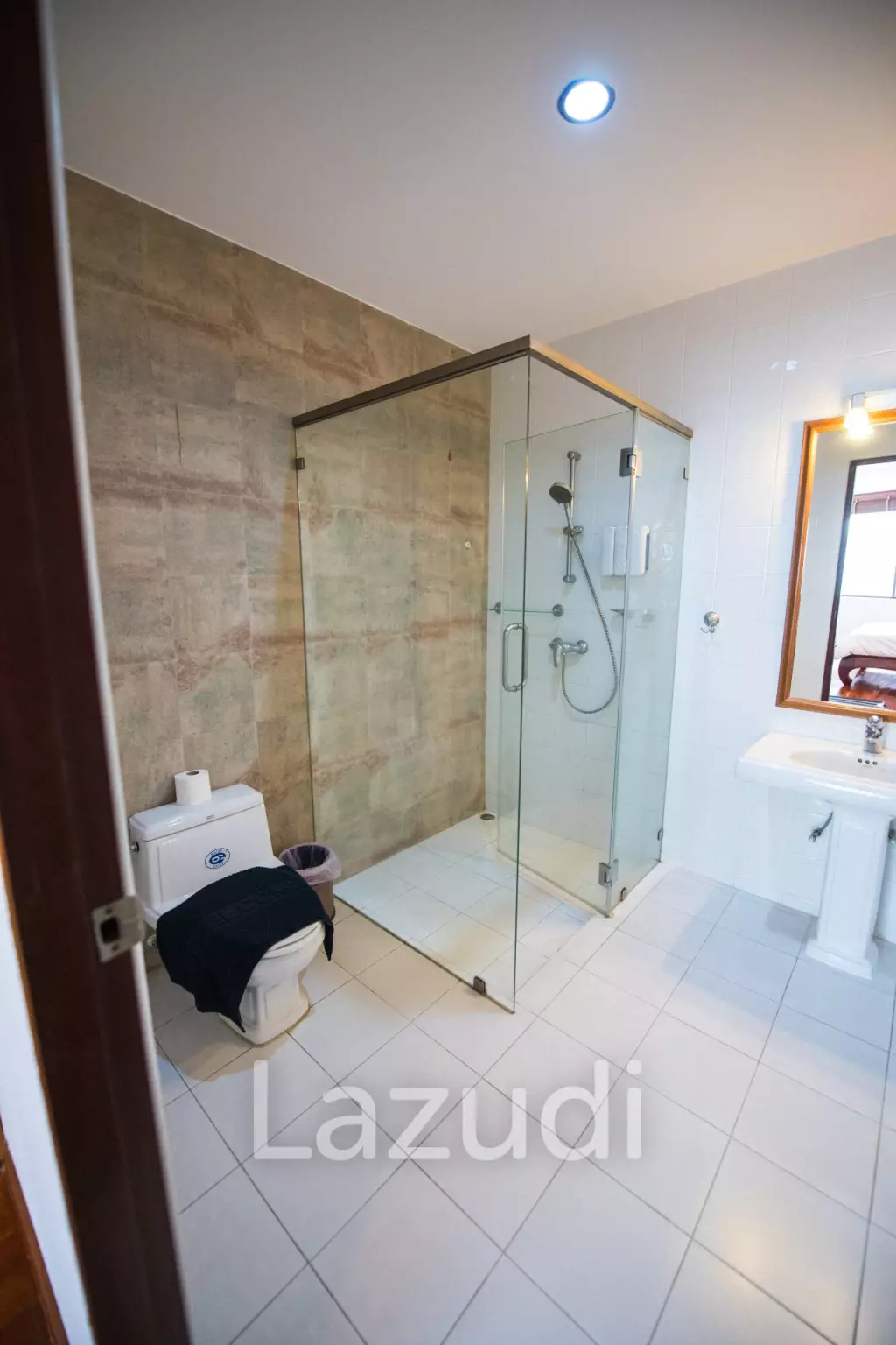 440 sqm modern 3 storey townhouse in Khlong Tan Nuea Watthana Bangkok