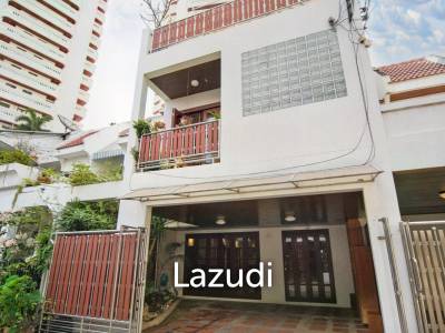 4 Bed 5 Bath 440 SQ.M Townhouse at Sukhumvit 39