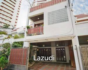 4 Bed 5 Bath 440 SQ.M Townhouse at Sukhumvit 39