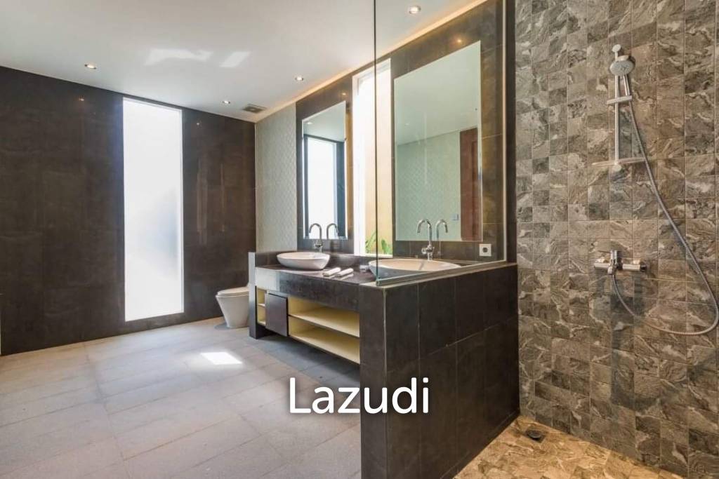 Luxury Villa in Nyanyi