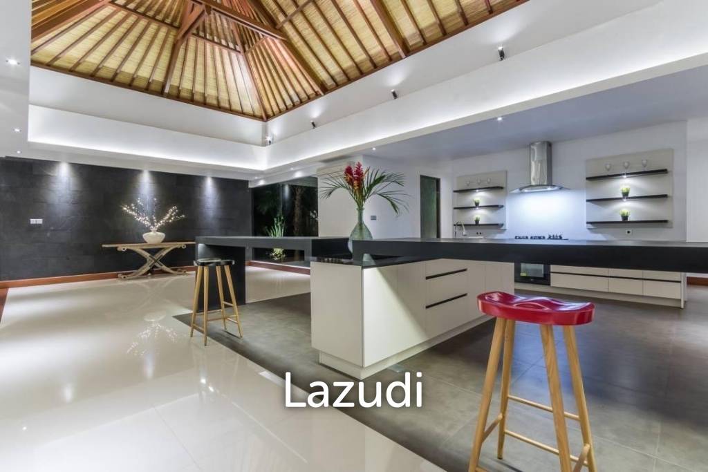Luxury Villa in Nyanyi