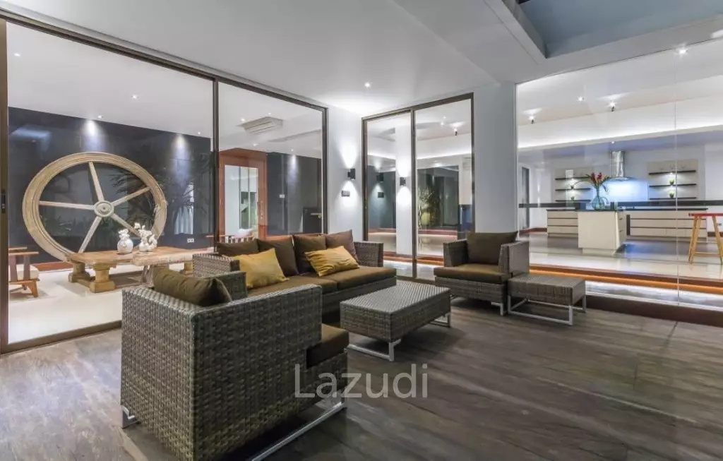 Luxury Villa in Nyanyi