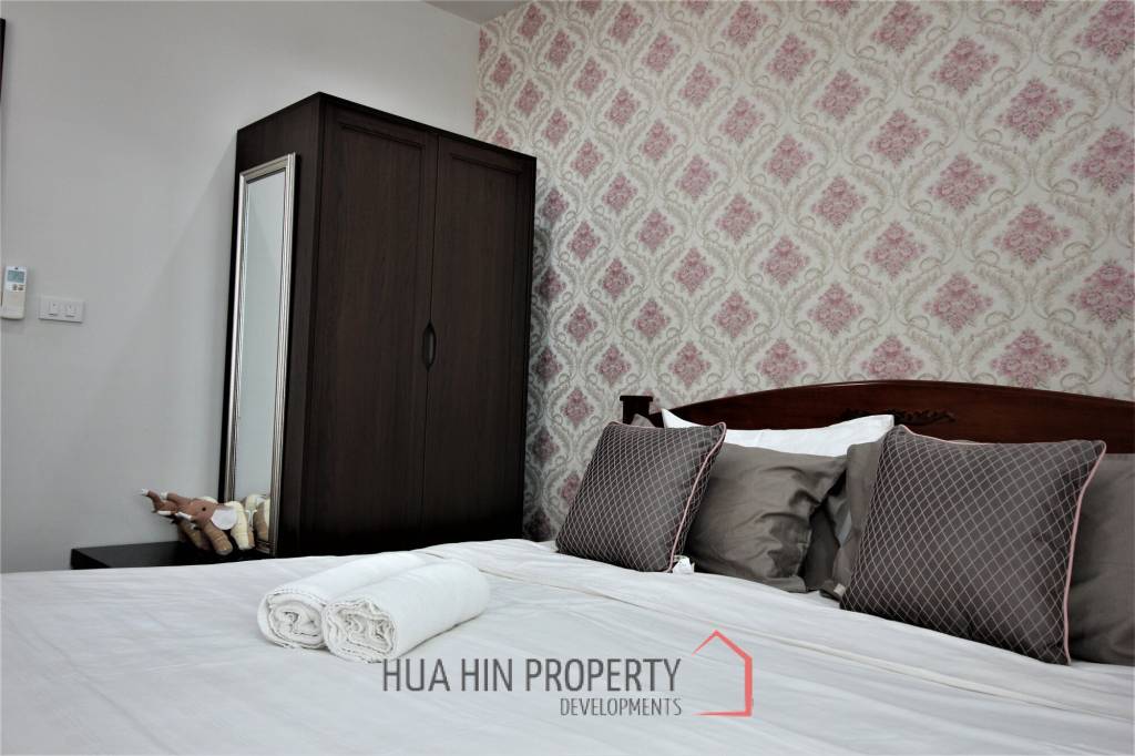 Autumn Condo: 1 Bed 1 Bath Close to Beach