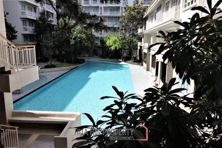 Autumn Condo: 1 Bed 1 Bath Close to Beach