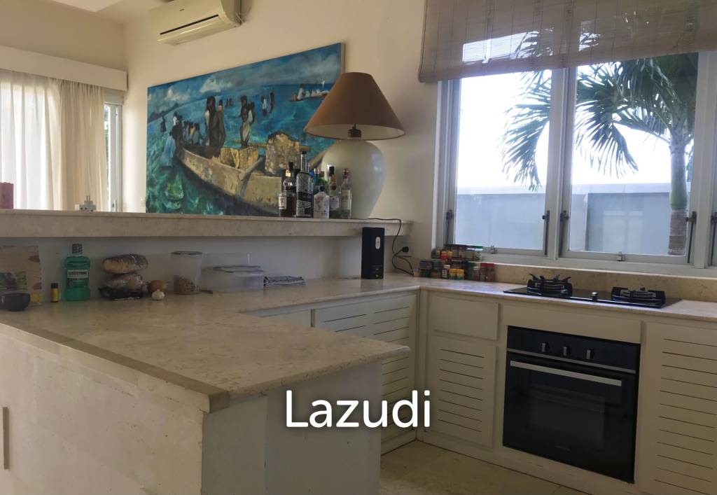 Great Sea View villas in Ungasan