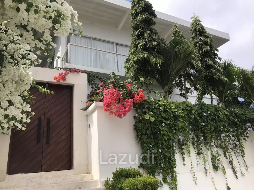 Great Sea View villas in Ungasan