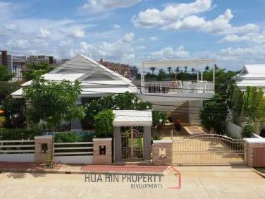 The 9 Khao Tao : Pool Villa with 2 Bedrooms and 3 Bathrooms