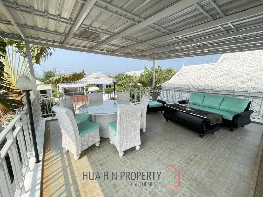 The 9 Khao Tao : Pool Villa with 2 Bedrooms and 3 Bathrooms