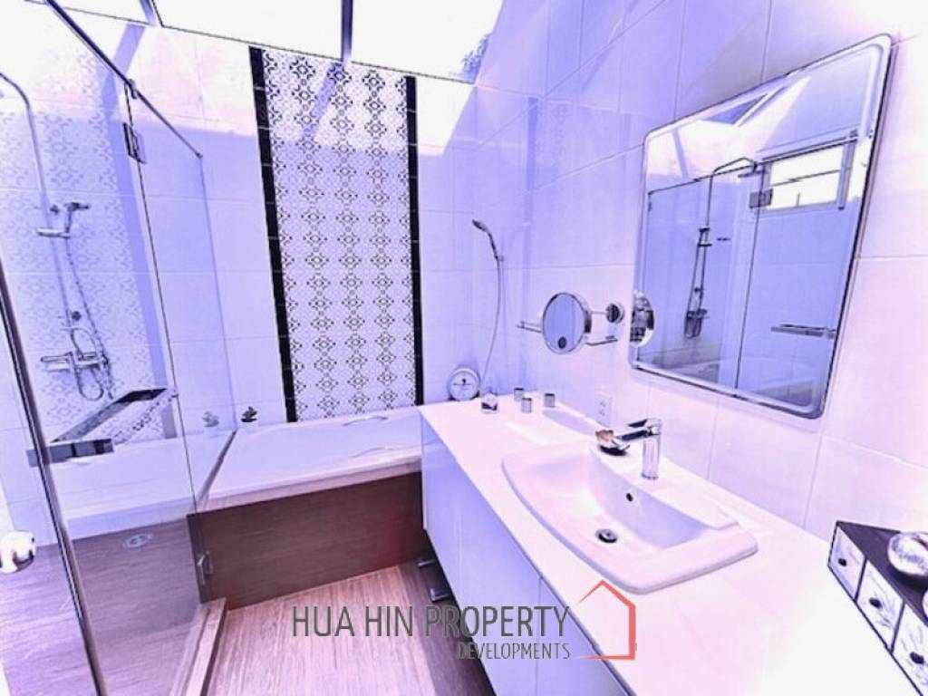 The 9 Khao Tao : Pool Villa with 2 Bedrooms and 3 Bathrooms