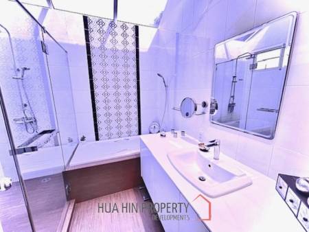 The 9 Khao Tao : Pool Villa with 2 Bedrooms and 3 Bathrooms