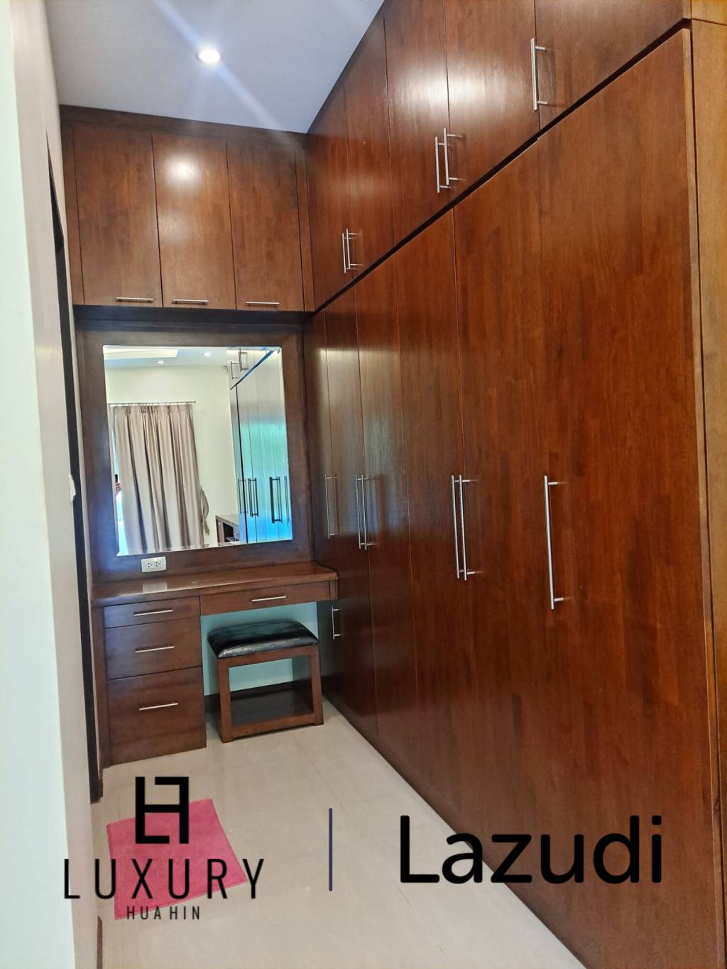 700 m² 3 Chambre 3 Salle de bain Villa Pour Louer