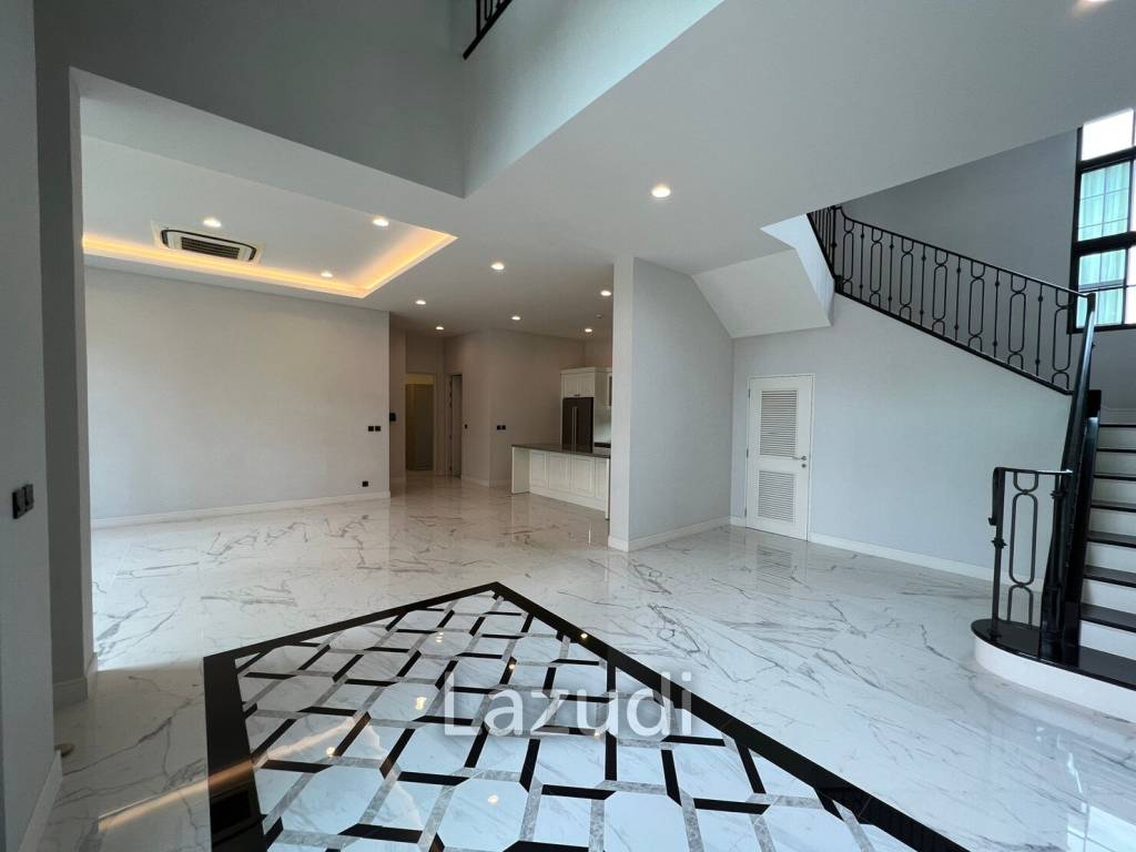 5 Bed 6 Bath 661 SQ.M Baan Sansiri Pattanakarn