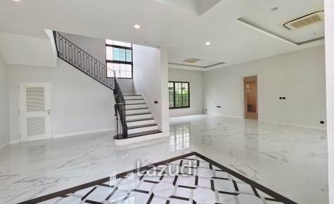 5 Bed 6 Bath 661 SQ.M Baan Sansiri Pattanakarn