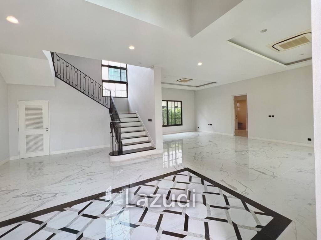 5 Bed 6 Bath 661 SQ.M Baan Sansiri Pattanakarn