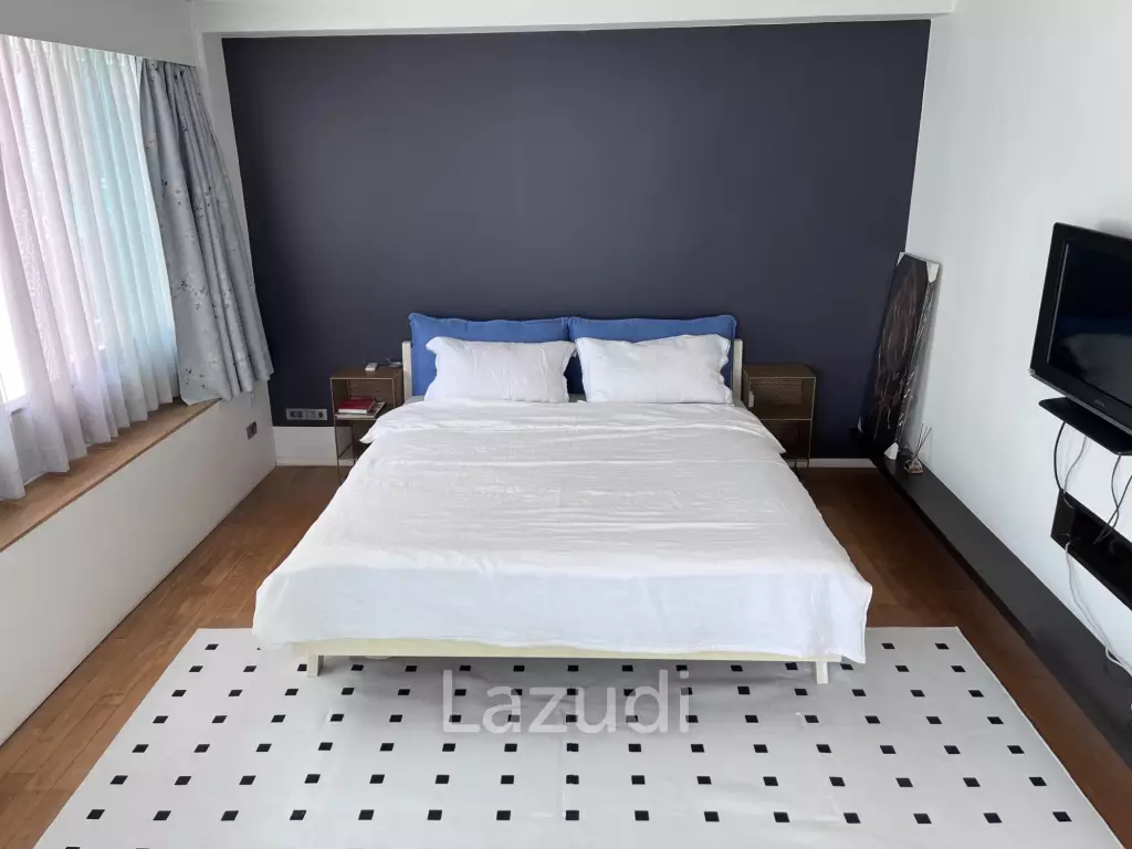 2 bed 3 bath 229 SQ.M Sukhumvit House