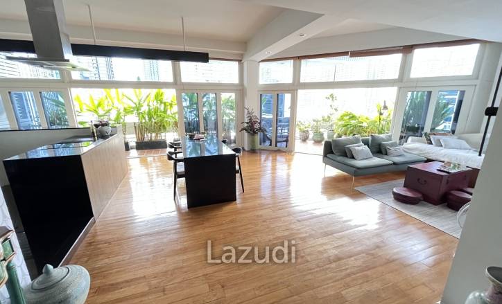 2 bed 3 bath 229 SQ.M Sukhumvit House