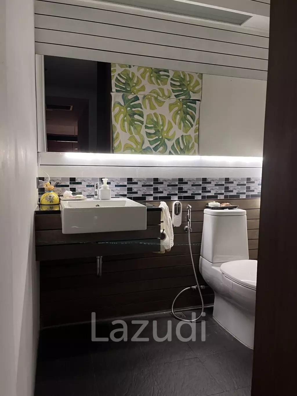 2 bed 3 bath 229 SQ.M Sukhumvit House