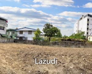 Land for sale at Sathorn 13 Intersection 8