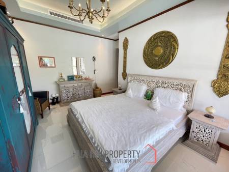 Khao Tao: Impressive Manor