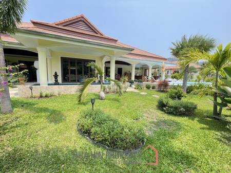 Khao Tao: Impressive Manor