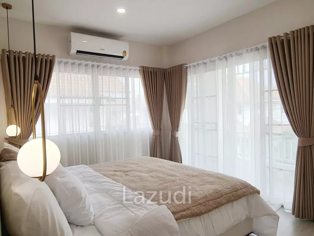 Warm and Cozy 2 Story House