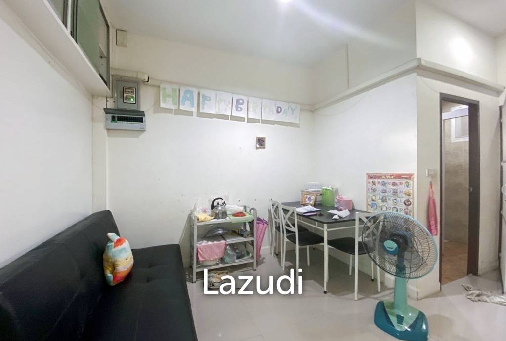 3 Storey Townhouse On Soi 94