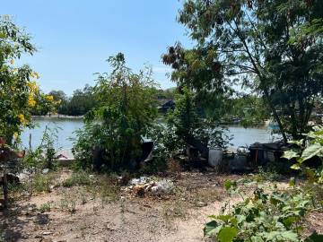 Beachfront Land in the Prime Area of Bang Rak