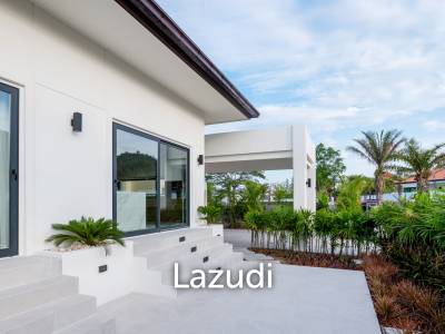3 Bed 3 Bath 232 SQ.M BelVida Estate Villa Suasana