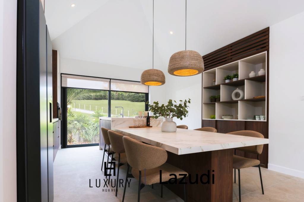 3 Bed 3 Bath 322 SQ.M BelVida Estate Villa Suasana